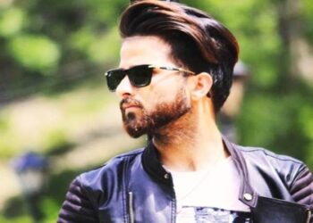 Azmat Khwaja: Hina Khan brings a lot to the table, along with being a talented actress