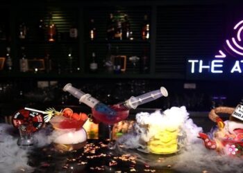 From TV stars to B’wood celebrities, ‘The Atrangi House’ is their go to Restaurant