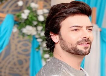 Sanjay Gagnani shares the poster and motion poster of song ‘Tere Baare’