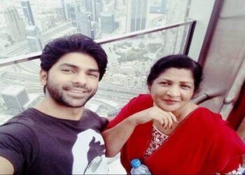 Taha Shah Badussha pens an emotional letter on Women’s Day to his Single Mother