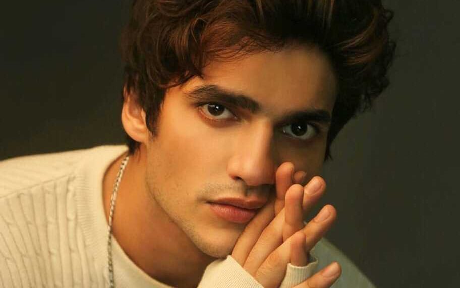 Aashish Bharadwaj celebrates his birthday at Zee Rishtey Awards Nomination Party