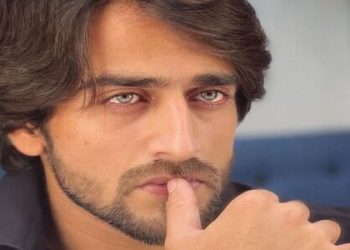 Zayn Ibad Khan opens up about doing a lip lock with his co-star