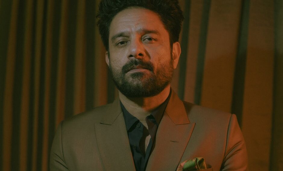 Karan Johar Praises Jaideep Ahlawat